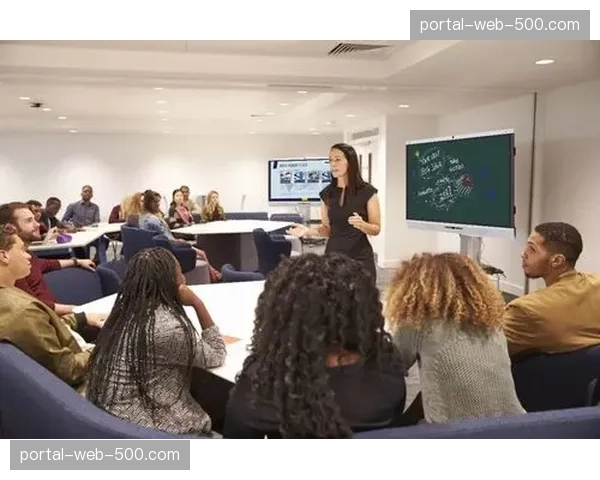 智能化音频处理系统在重构期上线 自动平衡了赛场噪声与解说声